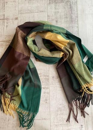 Кашеміровий шарф в зелену клітинку з бахромою