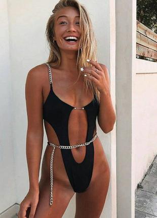Слитный купальник чёрного цвета с цепочками s, м, l