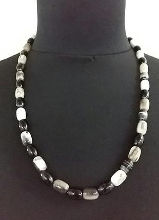 Бусы натуральные камни ц 300