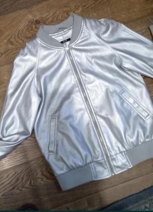 Тренд 2024 металік куртка бомбер из эко кожи цвет металлик, серебро. размер xs-s.2 фото