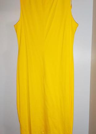 Красивое силуэтное желтое платье ax paris.размер 14.2 фото