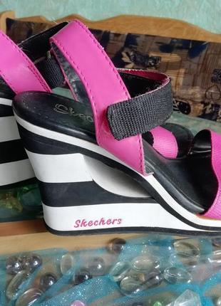 Бредовые босоножки оригинал skechers