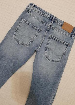 Блакитні джинси рвані на колінах jack & jones р. 46-48 (30/34)9 фото