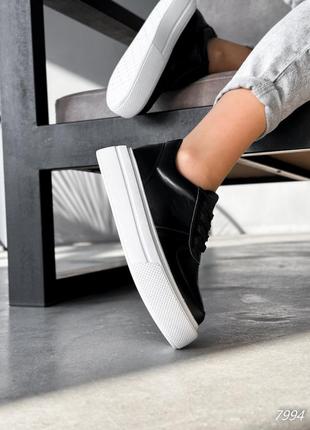 Черные натуральные кожаные кроссовки кеды на белой высокой толстой подошве платформе кожа3 фото