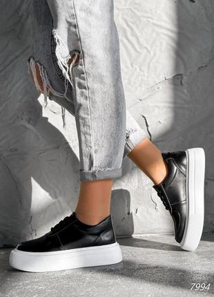 Черные натуральные кожаные кроссовки кеды на белой высокой толстой подошве платформе кожа6 фото