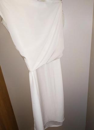 Бело-молочное платье mango. размер м.7 фото