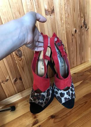 Секси босоножки на каблуке george  черные красные леопард5 фото