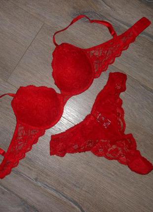32а 70а-s/м англия!роскошный красный комплект стринги новый