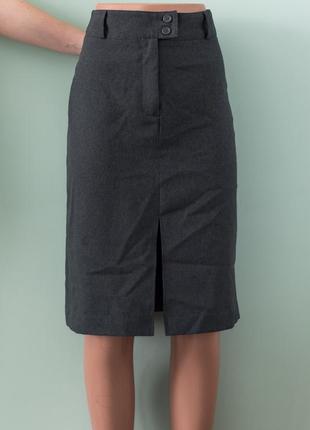 Стильная юбка-миди с разрезом спереди3 фото