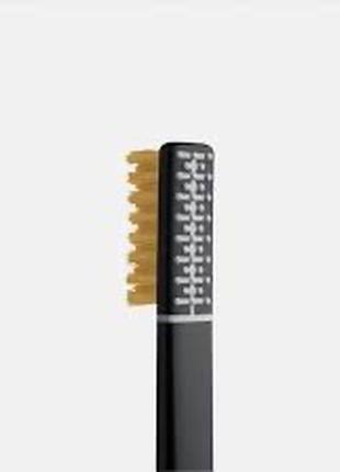 Зубная щетка черная средней жесткости с витамином c piuma gold perfect black9 фото