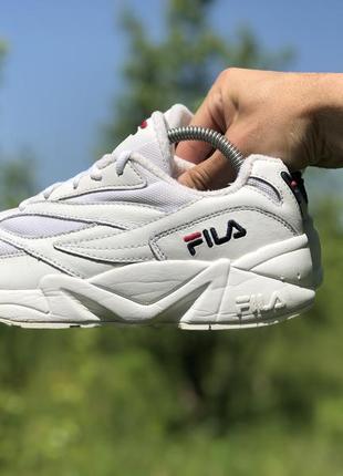 Fila vintage wmns venom low white спортивні шкіряні кросівки оригінал7 фото