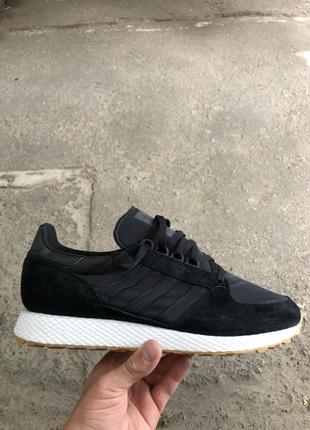 Мужские кроссовки adidas forest grove