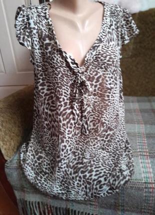 Красивая фирменная блузка 18 размер нова