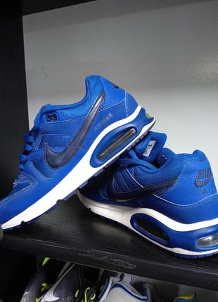 Nike 2