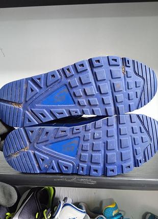 Nike 4