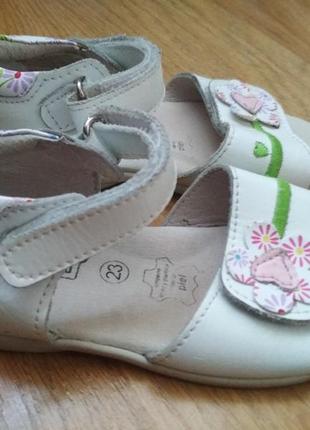 Кожаные босоножки, босоніжки сандали 23р италия