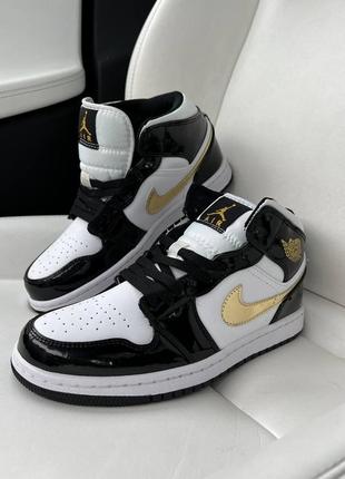 Кросівки nike jordan high black gold