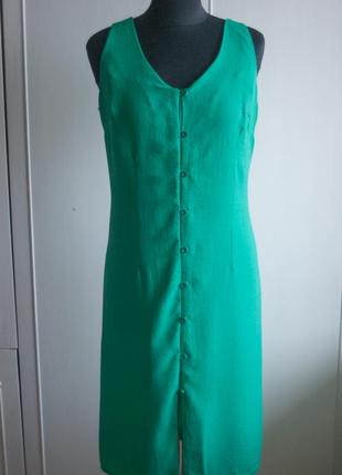 Очень красивое зеленое платье-сарафан миди, свободного кроя, на пуговках2 фото