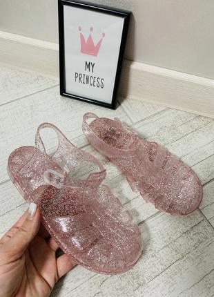 Нові стильні  гумові сандалі-босоніжки з блискітками на дівчинку 32 розмір