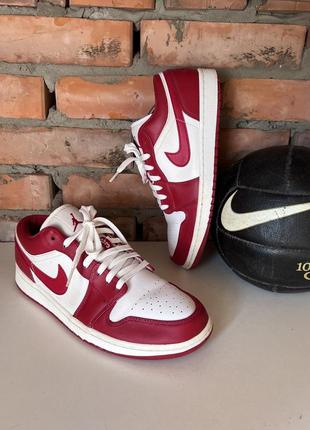 Nike air jordan 1 low gym red/white chicago