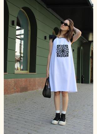 Сукня жіноча літня лляна біла "zirka" з чорною вишивкою короткий рукав6 фото
