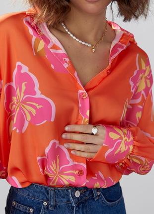 Шелковая блуза на пуговицах с цветочным узором4 фото