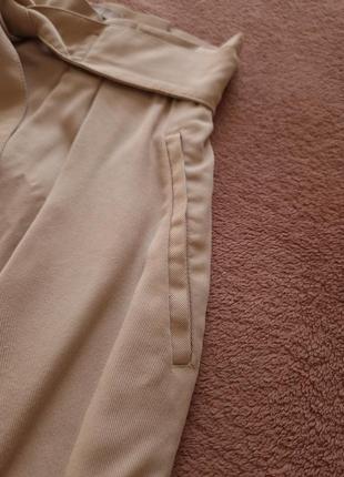 Юбка н&м короткая юбка из мягкой ткани с нашитым поясом.4 фото