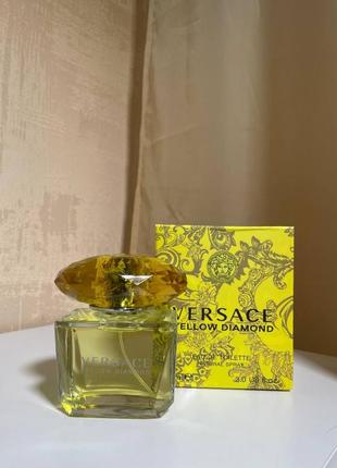 Versace yellow Diamond (женские)2 фото