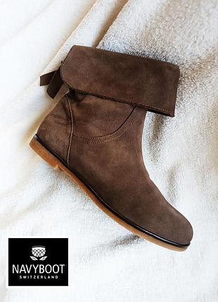 Чоботи naviboot швейцарія. замша. новий стан. чоботи короткі.