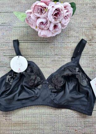Бюстгальтер, бралетт без кісточок triumph modern чорний 95a