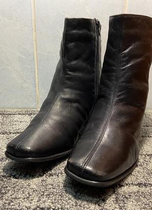 Кожаные ботинки 42р