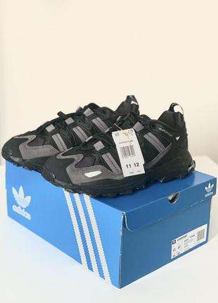 Adidas hyperturf