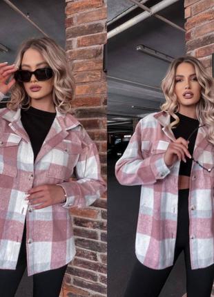 Женская рубашка в клетку
