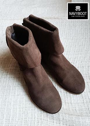 Чоботи naviboot швейцарія. замша. новий стан. чоботи короткі.