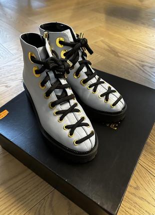 Сапоги kat sticas