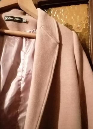 Пальто персикового цвета4 фото