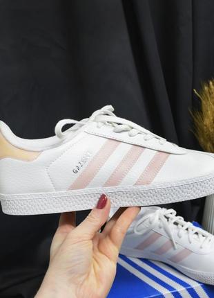 Нові кросівки adidas gazelle