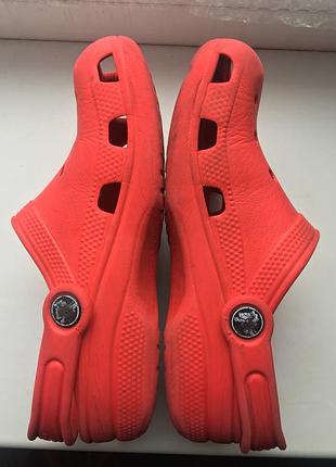 Тапки crocs 5