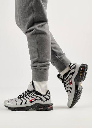 Nike air max plus gray black red8 фото