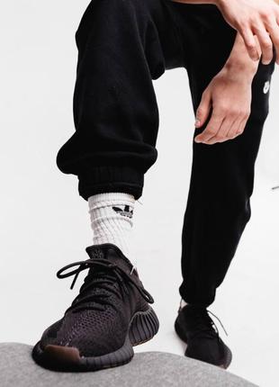 Кросівки adidas 68th anniversary gift card template v2 cinder
(reflective -полоска)