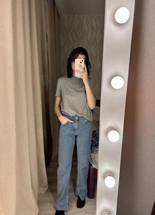 Джинсы с разрезами mohito