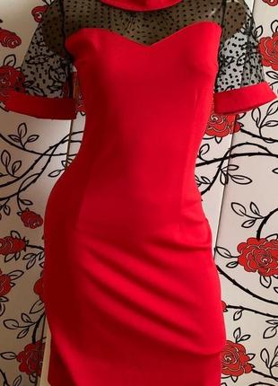 Дуже красиве нарядне плаття