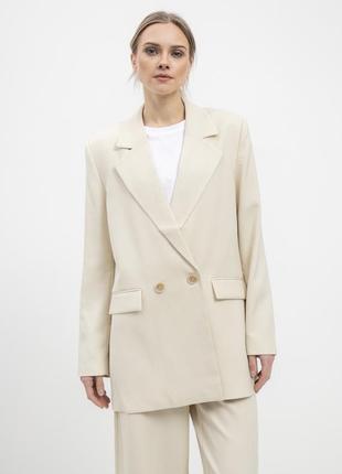 Піджак, жакет жіночий в стилі оверсайз молочного кольору від бренду na-kd