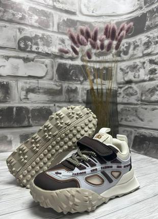 Дитячі стильні кросівки демісезонні коричневі, комфортні моделі унісекс 27-329 фото