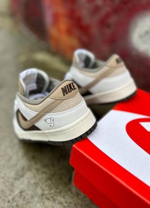 Милые женские кроссовки nike sb dunk low beige brown bear белые с коричневым4 фото