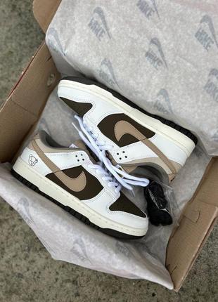 Милые женские кроссовки nike sb dunk low beige brown bear белые с коричневым6 фото