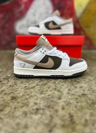 Милые женские кроссовки nike sb dunk low beige brown bear белые с коричневым10 фото