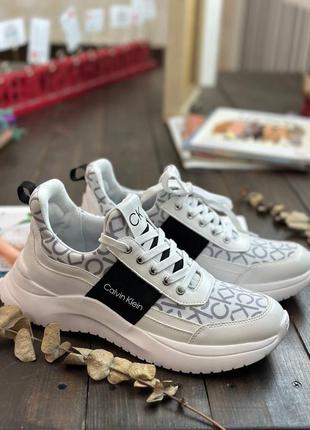 Кроссовки calvin klein белые с фирменным логотипом