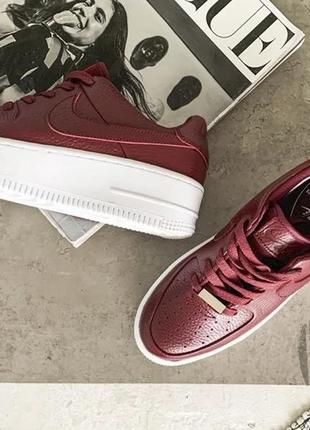 Женские кроссовки nike air force 1 sage low red white ar5339-6029 фото