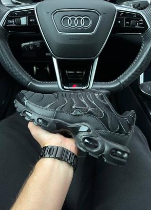 Чоловічі кросівки nike air max plus all black